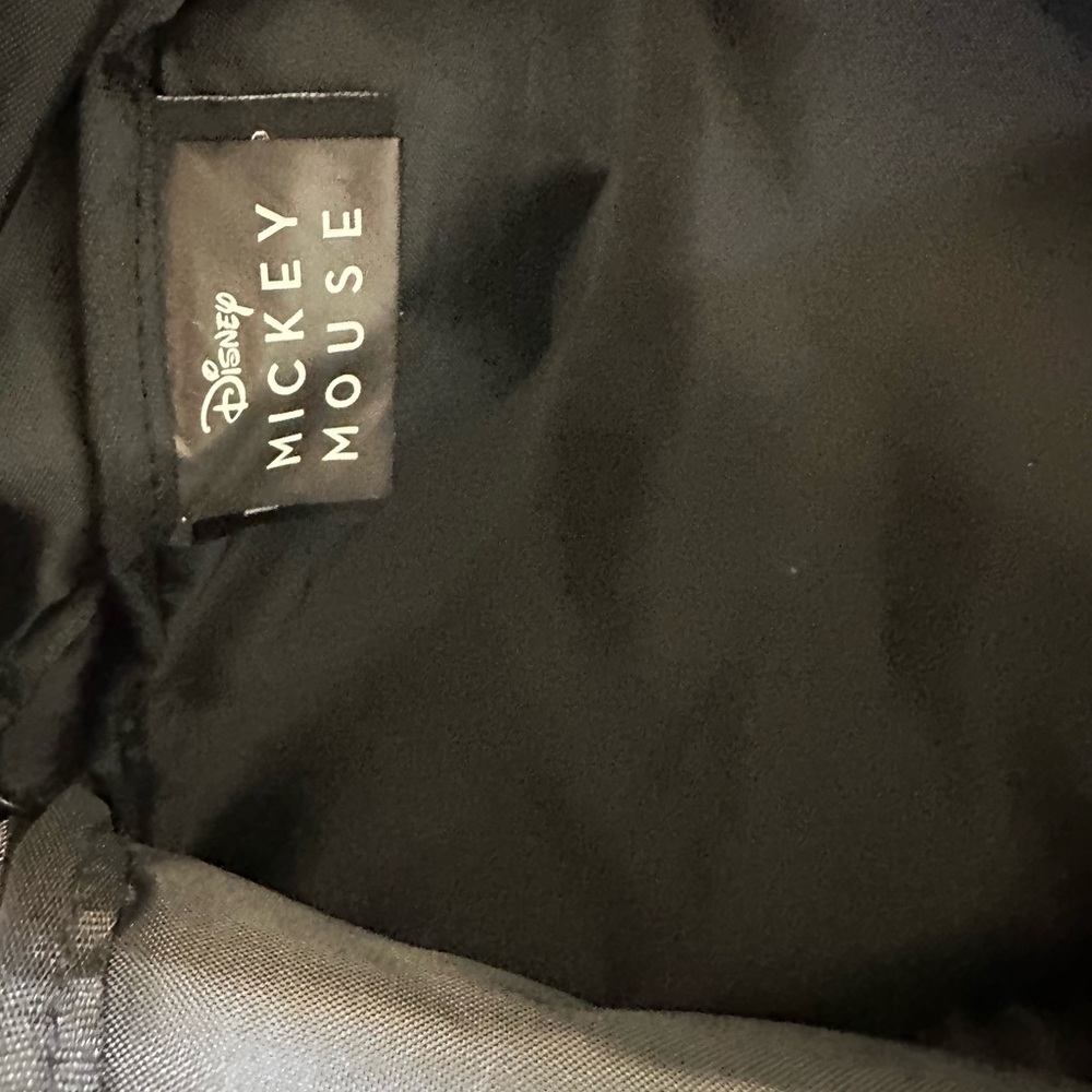 Mickey Mouse small back pack - Picture 3 of 3